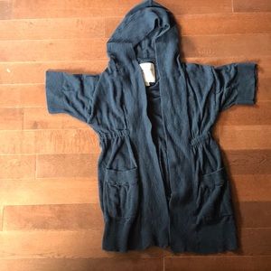 ⭐️ Short sleeve hoodie cardigan 2/30$